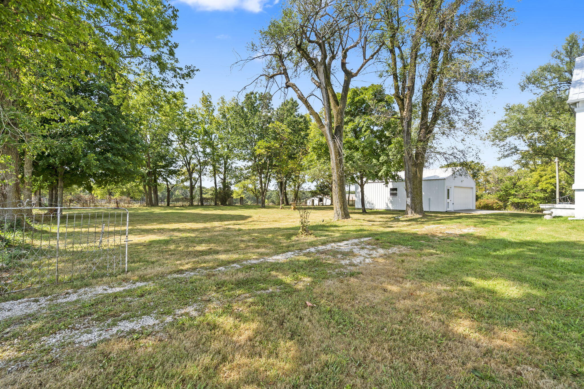 16311 Sunburst Road Lebanon, MO 65536 - Photo 25 of 42 25-web-or-mls-DSC03950