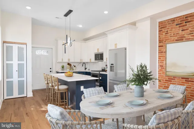 $3,200 | 118 East 24th Street, Unit 1, Baltimore, MD 21218