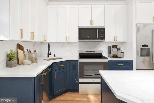 $3,200 | 118 East 24th Street, Unit 1, Baltimore, MD 21218