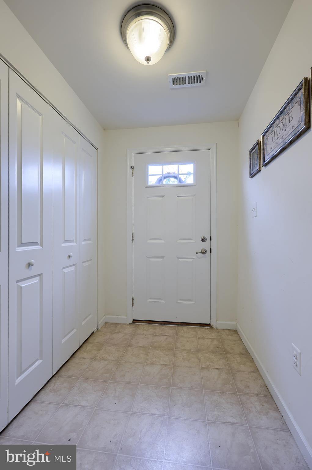 39 South Center Street Hanover, PA 17331 - Photo 4 of 28 Gallery Image 4