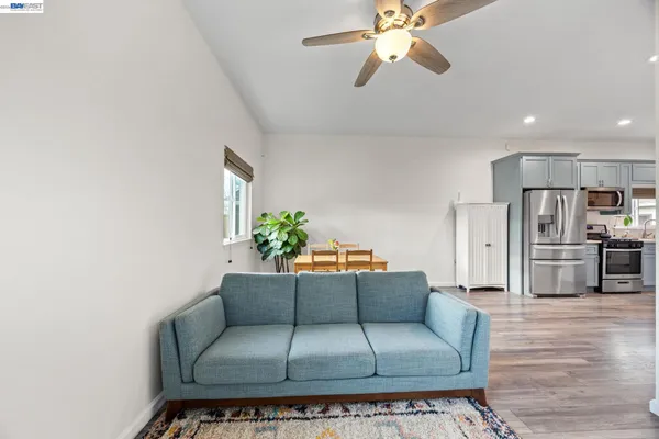 $899,000 | 560 North M Street, Livermore, CA 94551