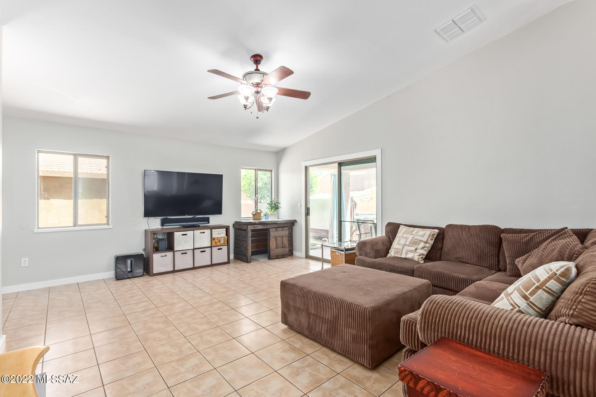 535 South Sweet Ridge Drive Vail, AZ 85641 - Photo 10 of 29