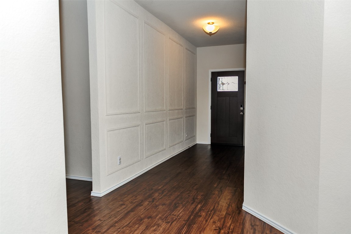 1145 Ibis Falls Loop Jarrell, TX 76537 - Photo 12 of 22