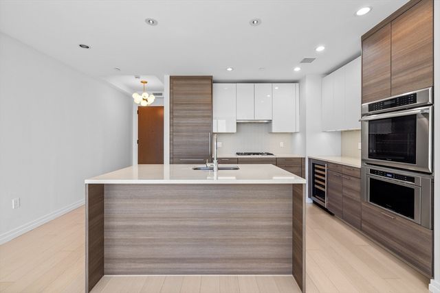 $1,920,000 | 1 Franklin Street, Unit 2412, Boston, MA 02110