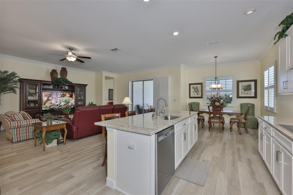 16955 Scuba Crest Street Wimauma, FL 33598 - Photo 13 of 59