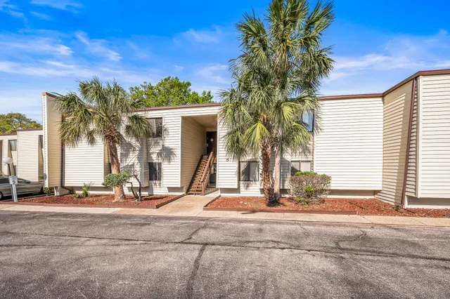 a front view of house with yard