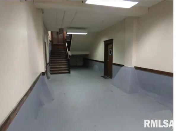 $1,149,800 | 218220 South Broad Street, Unit AL, Carlinville, IL 62626