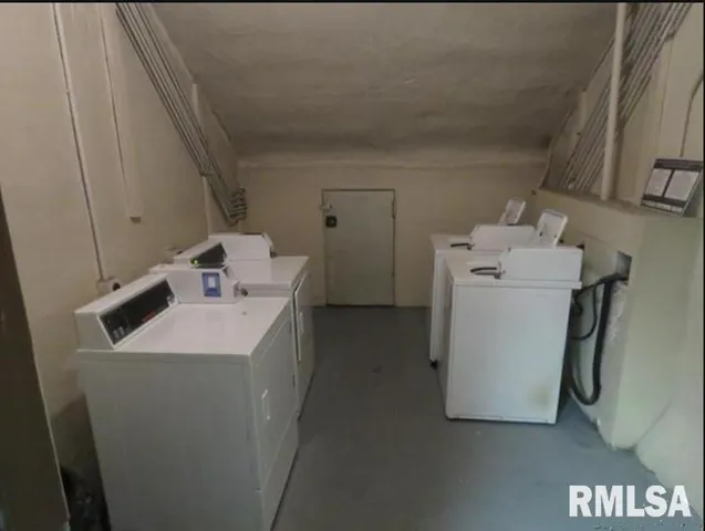 $1,149,800 | 218220 South Broad Street, Unit AL, Carlinville, IL 62626