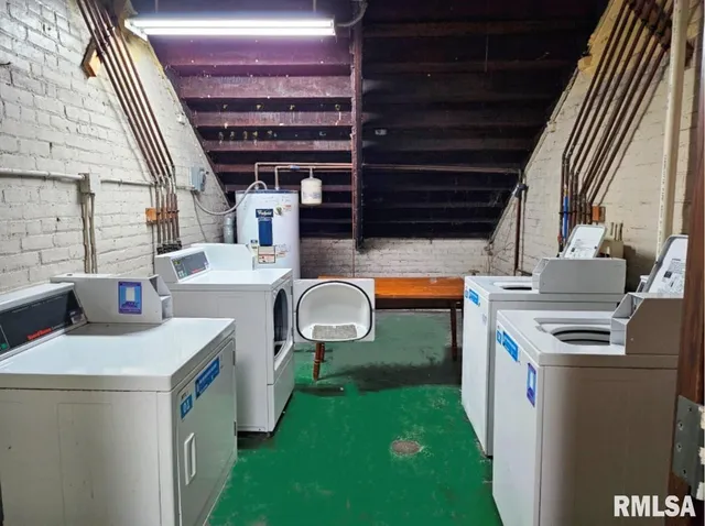 $1,149,800 | 218220 South Broad Street, Unit AL, Carlinville, IL 62626