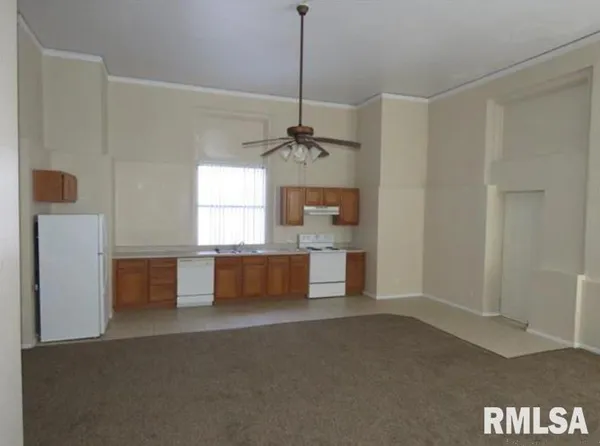 $1,149,800 | 218220 South Broad Street, Unit AL, Carlinville, IL 62626