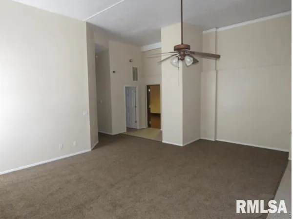 $1,149,800 | 218220 South Broad Street, Unit AL, Carlinville, IL 62626