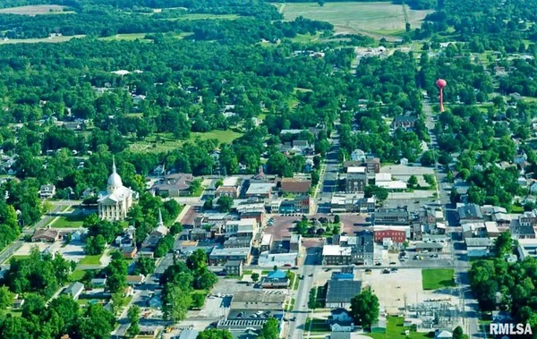 $1,149,800 | 218220 South Broad Street, Unit AL, Carlinville, IL 62626