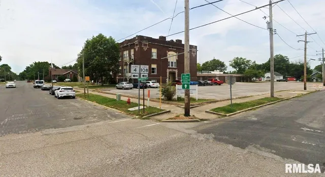 $1,149,800 | 218220 South Broad Street, Unit AL, Carlinville, IL 62626