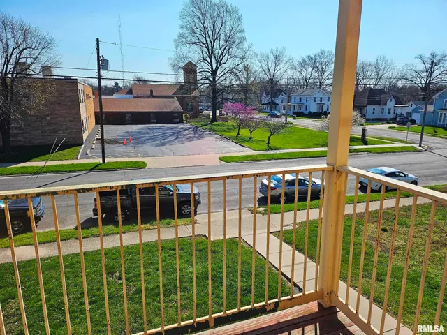 $1,149,800 | 218220 South Broad Street, Unit AL, Carlinville, IL 62626