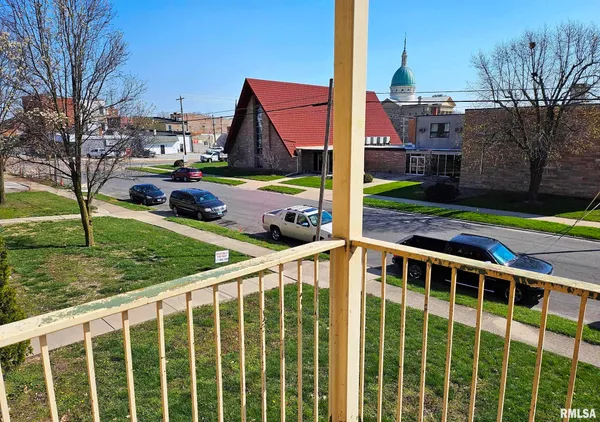 $1,149,800 | 218220 South Broad Street, Unit AL, Carlinville, IL 62626