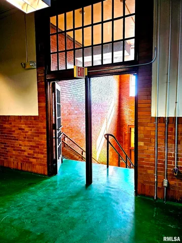 $1,149,800 | 218220 South Broad Street, Unit AL, Carlinville, IL 62626