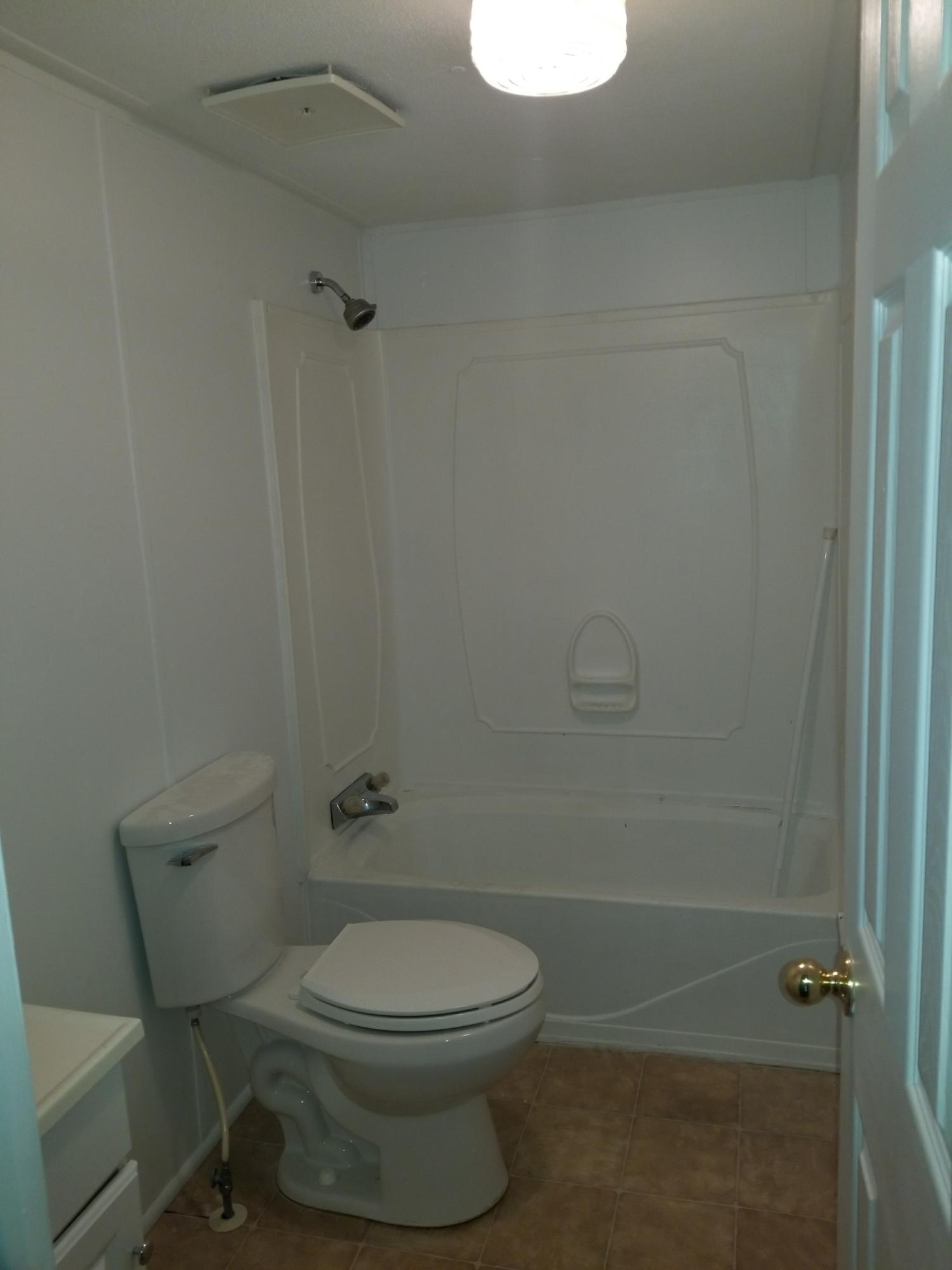906 Stinking Creek Road La Follette, TN 37766 - Photo 22 of 35 Bath