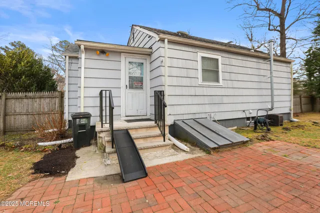 $469,000 | 648 Brewers Bridge Road, Jackson, NJ 08527