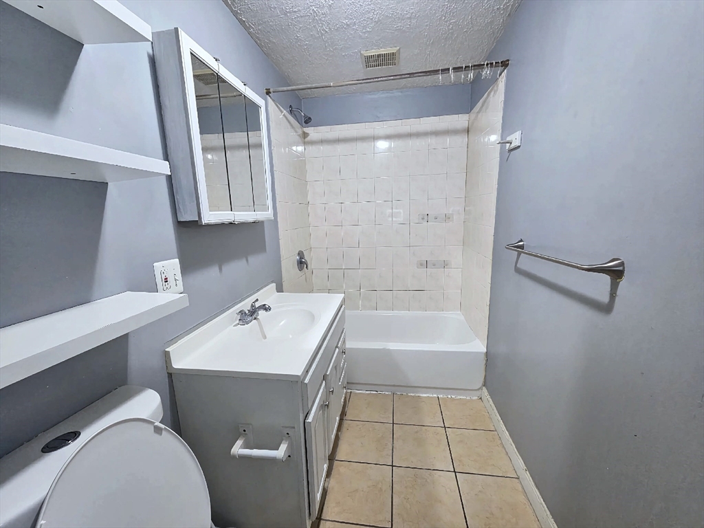 32 Granite Street Worcester, MA 01604 - Photo 7 of 13