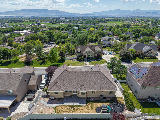 9502 Aztec Drive Cedar Hills, UT 84062 - Photo 10 of 89