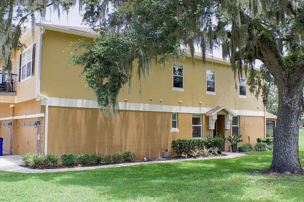 $299,900 | 2341 Betsy Ross Lane, Unit 19C, St. Cloud, FL 34769