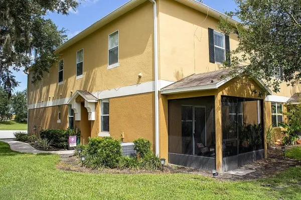 $299,900 | 2341 Betsy Ross Lane, Unit 19C, St. Cloud, FL 34769