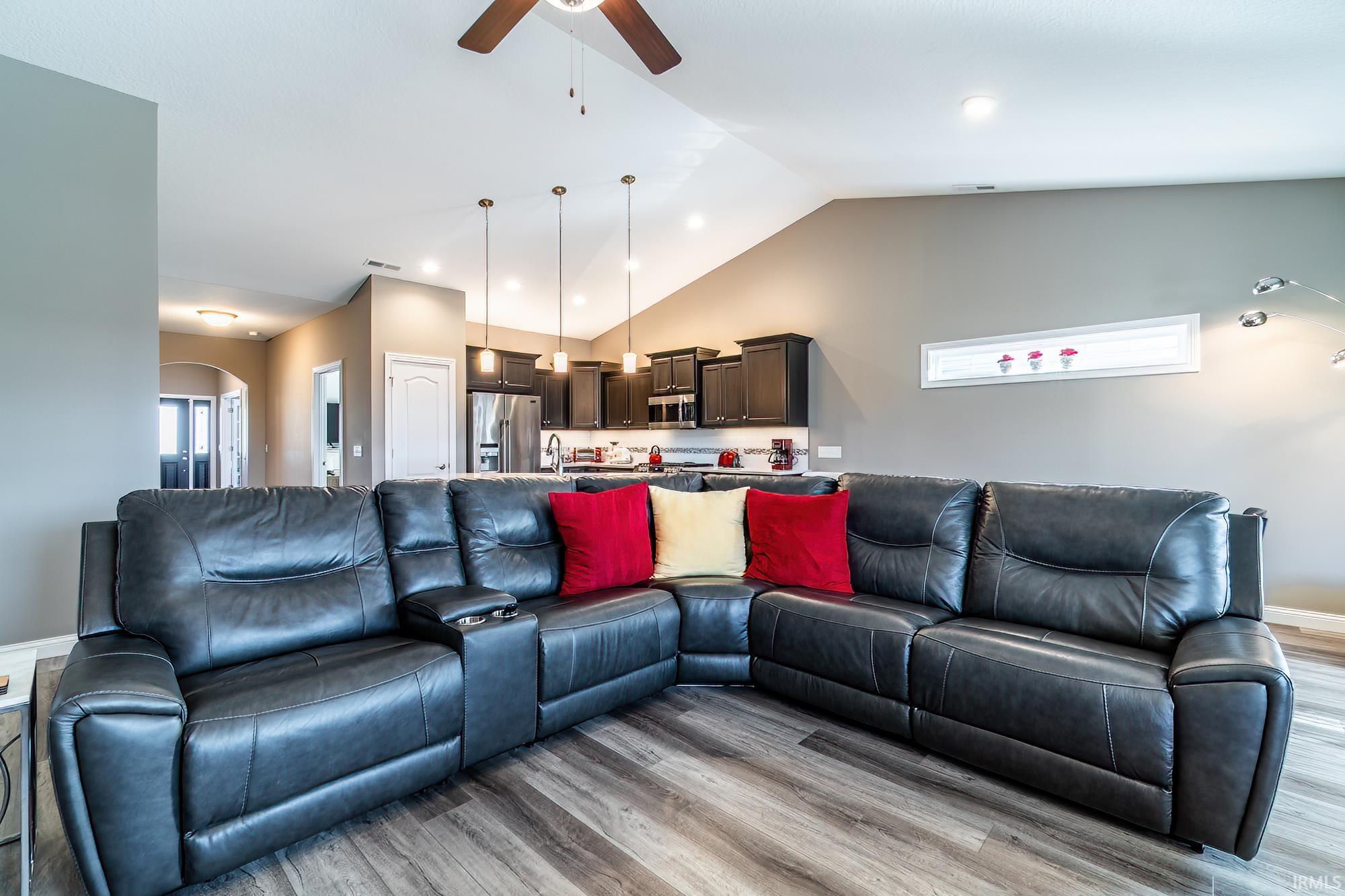 15435 Verano Place Fort Wayne, IN 46845 - Photo 17 of 36