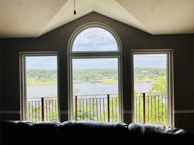 $714,900 | 25409 Pedernales Point Drive, Spicewood, TX 78669