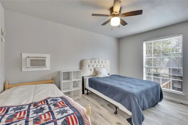 $714,900 | 25409 Pedernales Point Drive, Spicewood, TX 78669