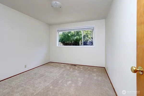 $4,250 | 26 6th Street South, Kirkland, WA 98033