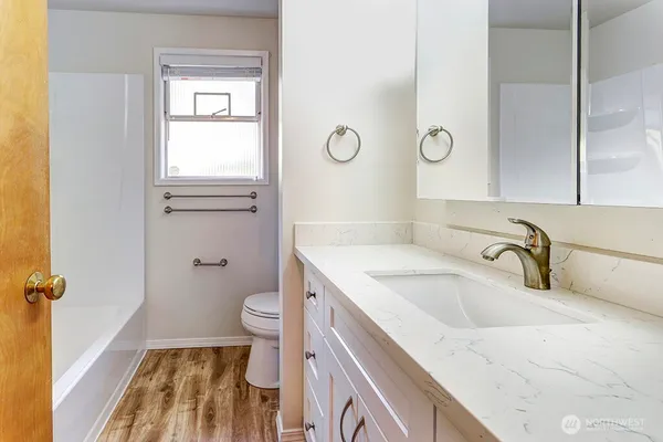 $4,250 | 26 6th Street South, Kirkland, WA 98033