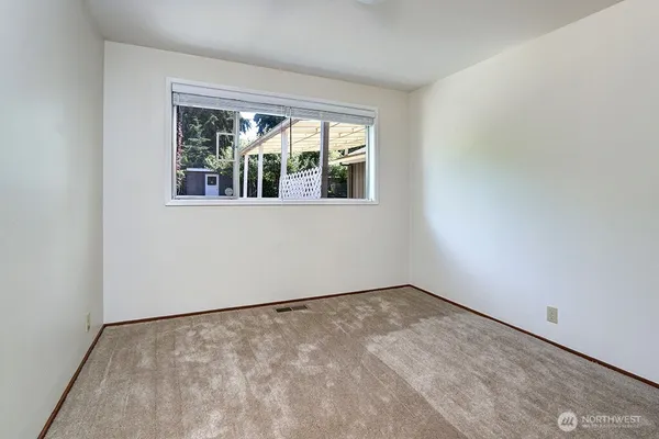 $4,250 | 26 6th Street South, Kirkland, WA 98033