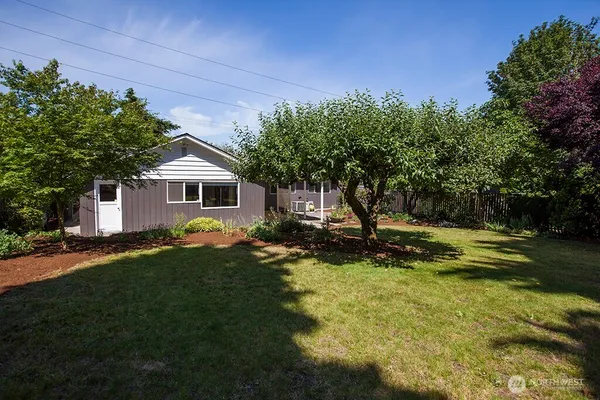 $4,250 | 26 6th Street South, Kirkland, WA 98033