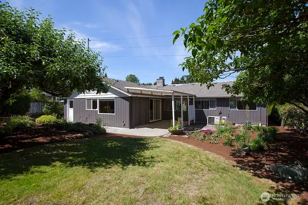 $4,250 | 26 6th Street South, Kirkland, WA 98033