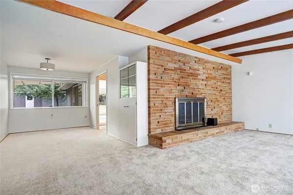 $4,250 | 26 6th Street South, Kirkland, WA 98033