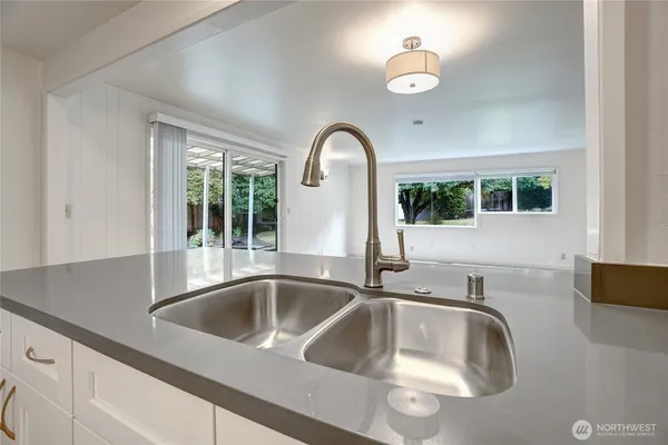 $4,250 | 26 6th Street South, Kirkland, WA 98033