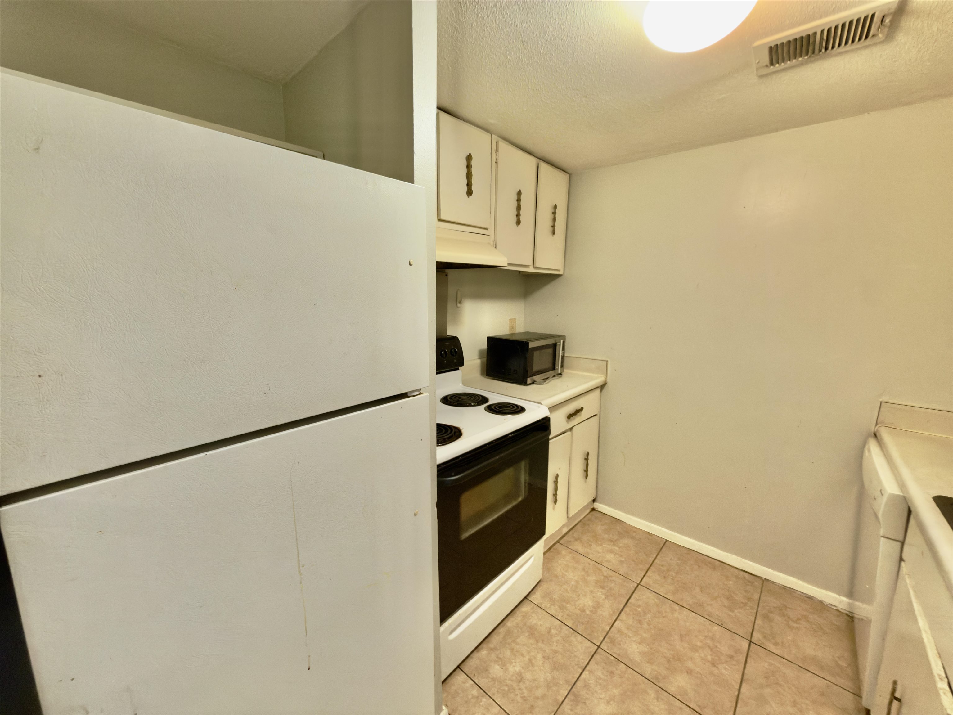 635 Patterson Street, Unit 4 Memphis, TN 38111 - Photo 7 of 14
