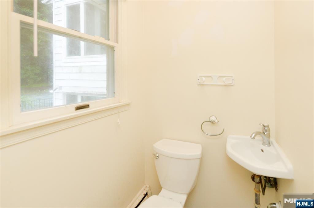 105 Ricker Drive Ringwood, NJ 07456 - Photo 23 of 33