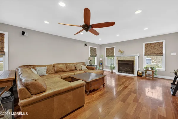 $795,000 | 1 Persimmon Drive, Jackson, NJ 08527