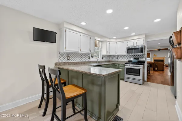 $795,000 | 1 Persimmon Drive, Jackson, NJ 08527