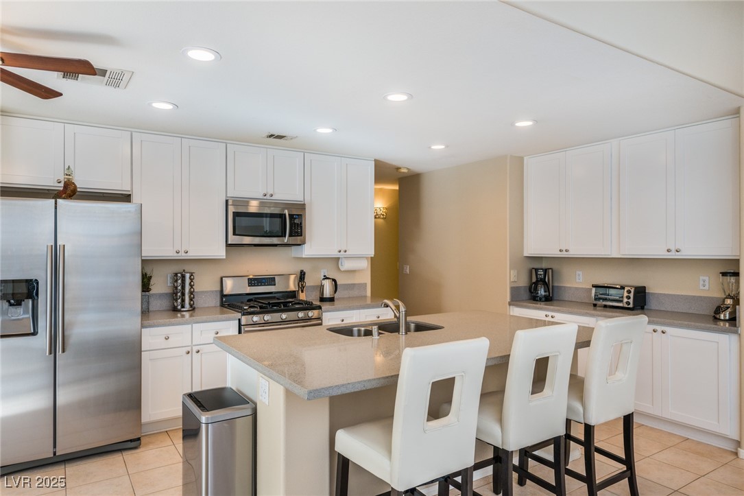 Undisclosed Address Las Vegas, NV 89144 - Photo 6 of 24