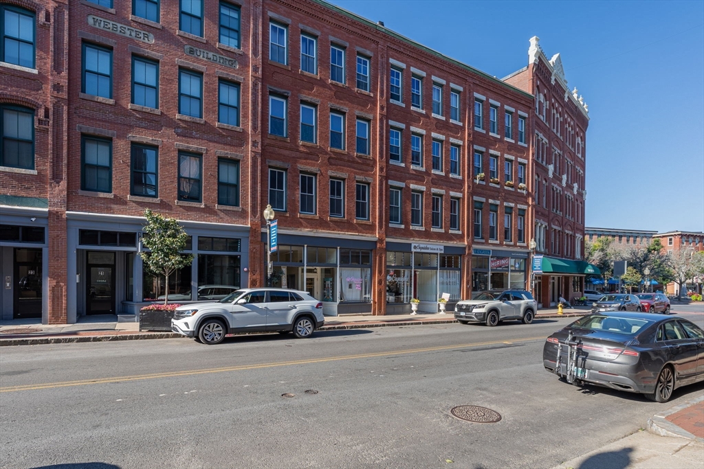 19 Washington Street, Unit 2 Haverhill, MA 01832 - Photo 1 of 20 a building view