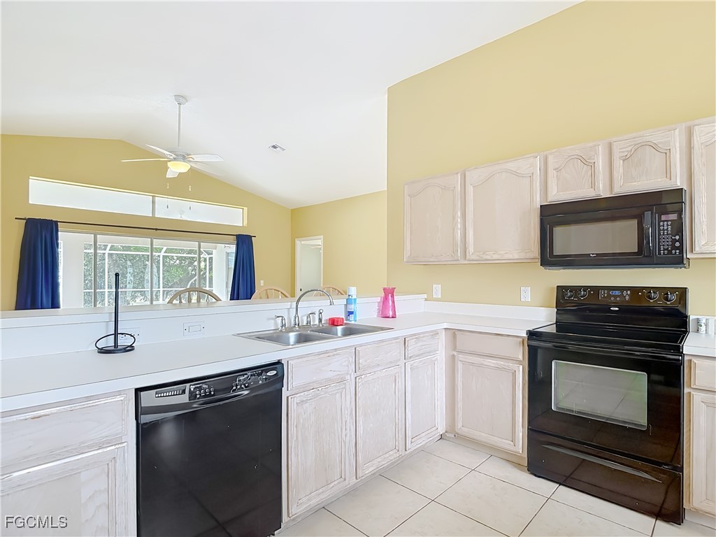 17540 Homewood Road Fort Myers, FL 33967 - Photo 9 of 22 Gallery Image 9