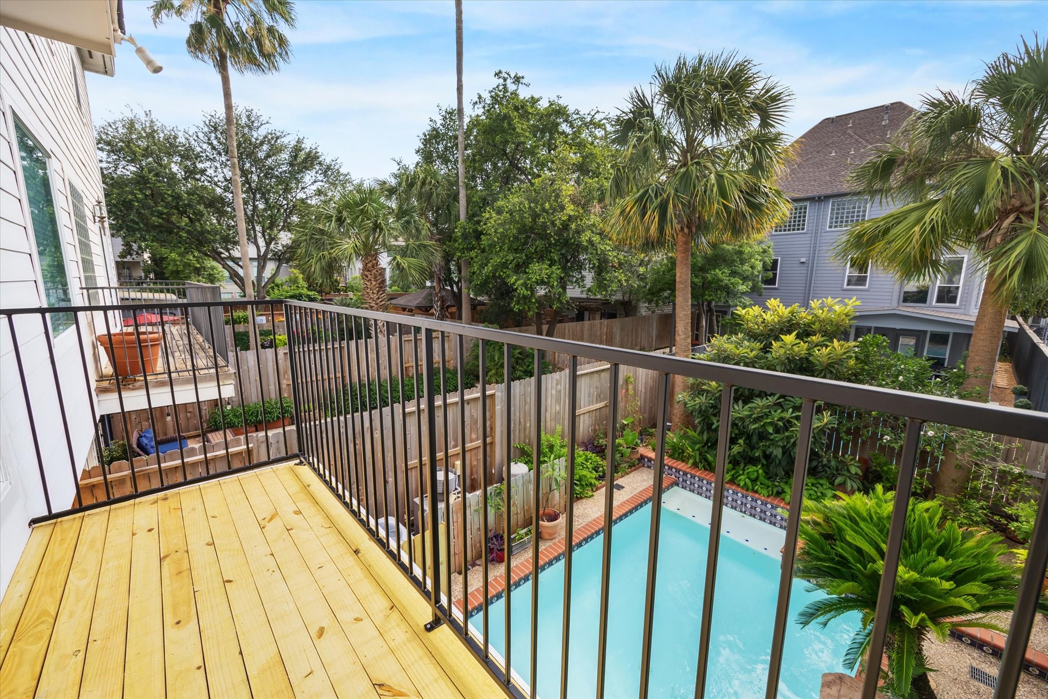 1202 Marconi Street Houston, TX 77019 - Photo 12 of 23 a view of a balcony