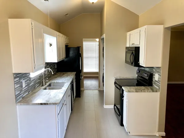 $2,150 | 105 Cimmaron Drive, Goodlettsville, TN 37072