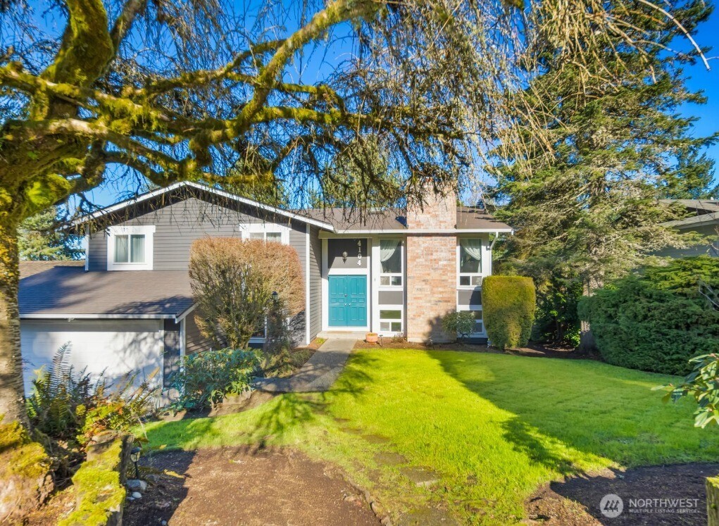 4104 Southwest 327th Place Federal Way, WA 98023 - Photo 2 of 40