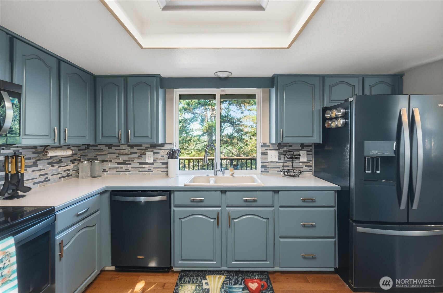 4104 Southwest 327th Place Federal Way, WA 98023 - Photo 10 of 40