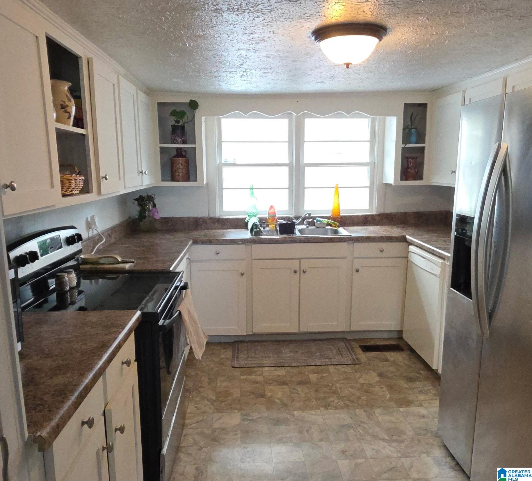 116 Oldfield Road Sylacauga, AL 35150 - Photo 7 of 13