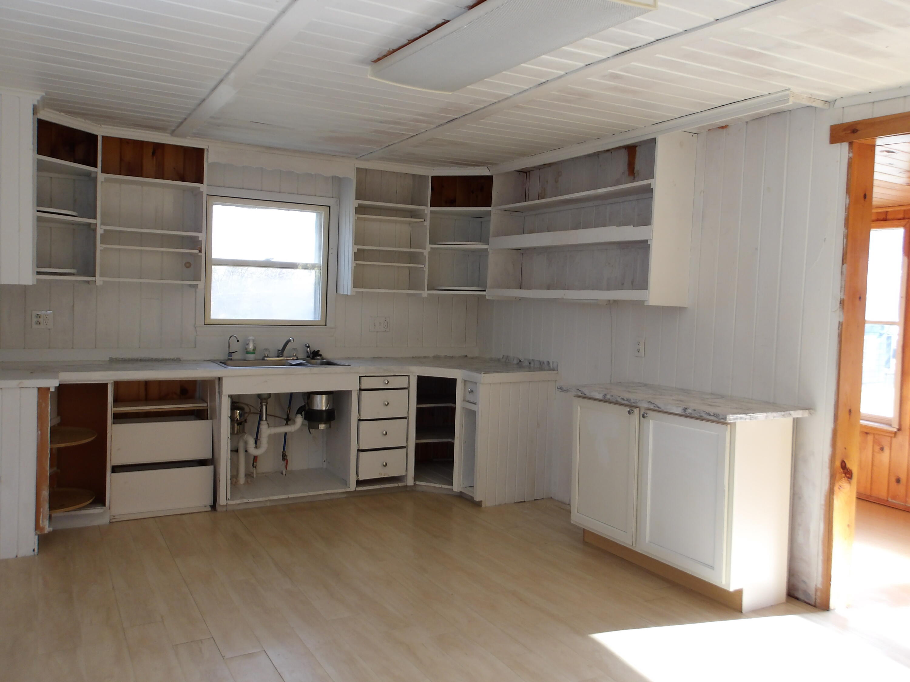 39 Sawyer Street Waterville, ME 04901 - Photo 13 of 35 100_0190