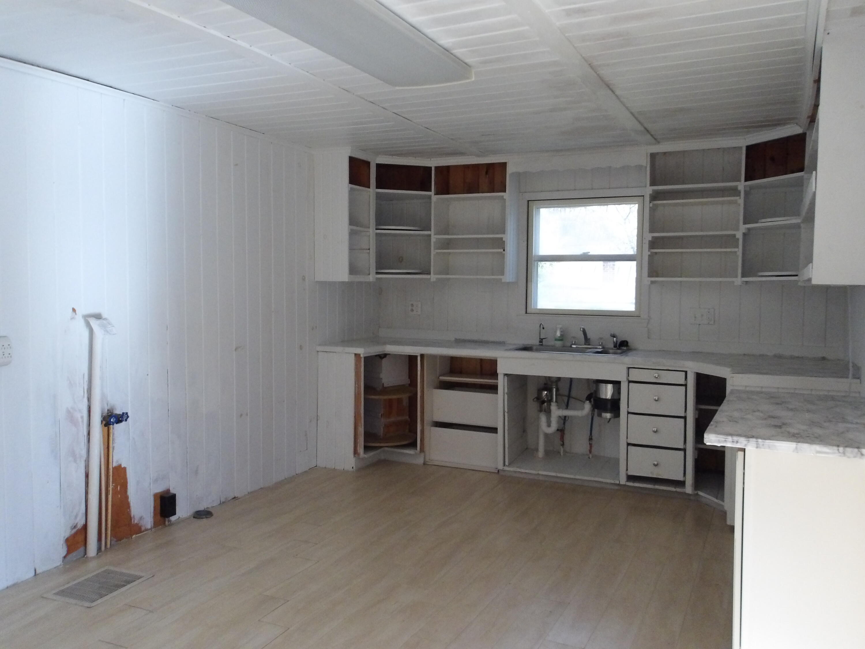 39 Sawyer Street Waterville, ME 04901 - Photo 14 of 35 100_0187